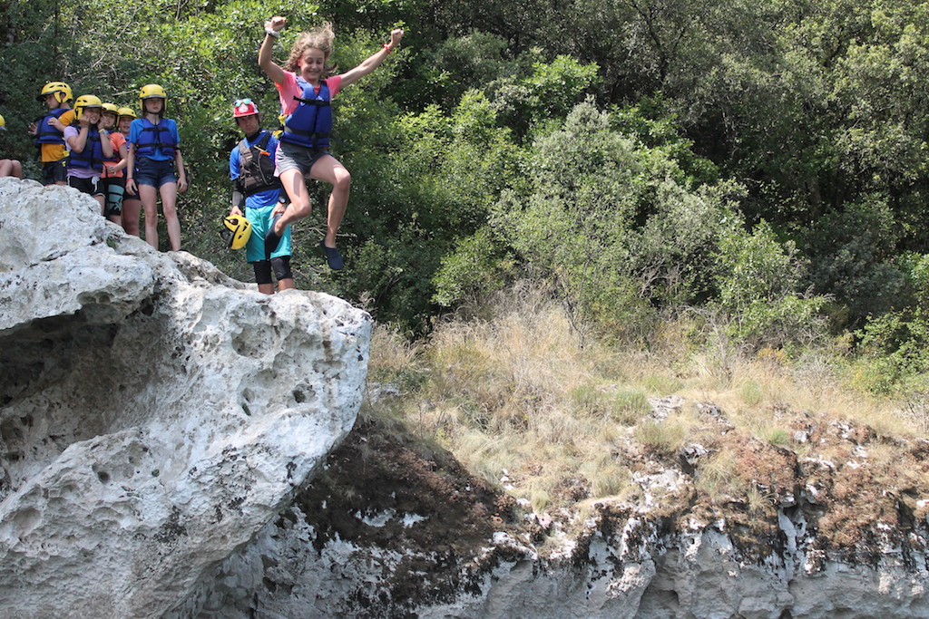 Village Camps International Summer Camp Ard&egrave;che, France 2019-07-26 https://www.villagecamps.com/journals_admin/images/2232-2935-RockJump11 copy.jpg